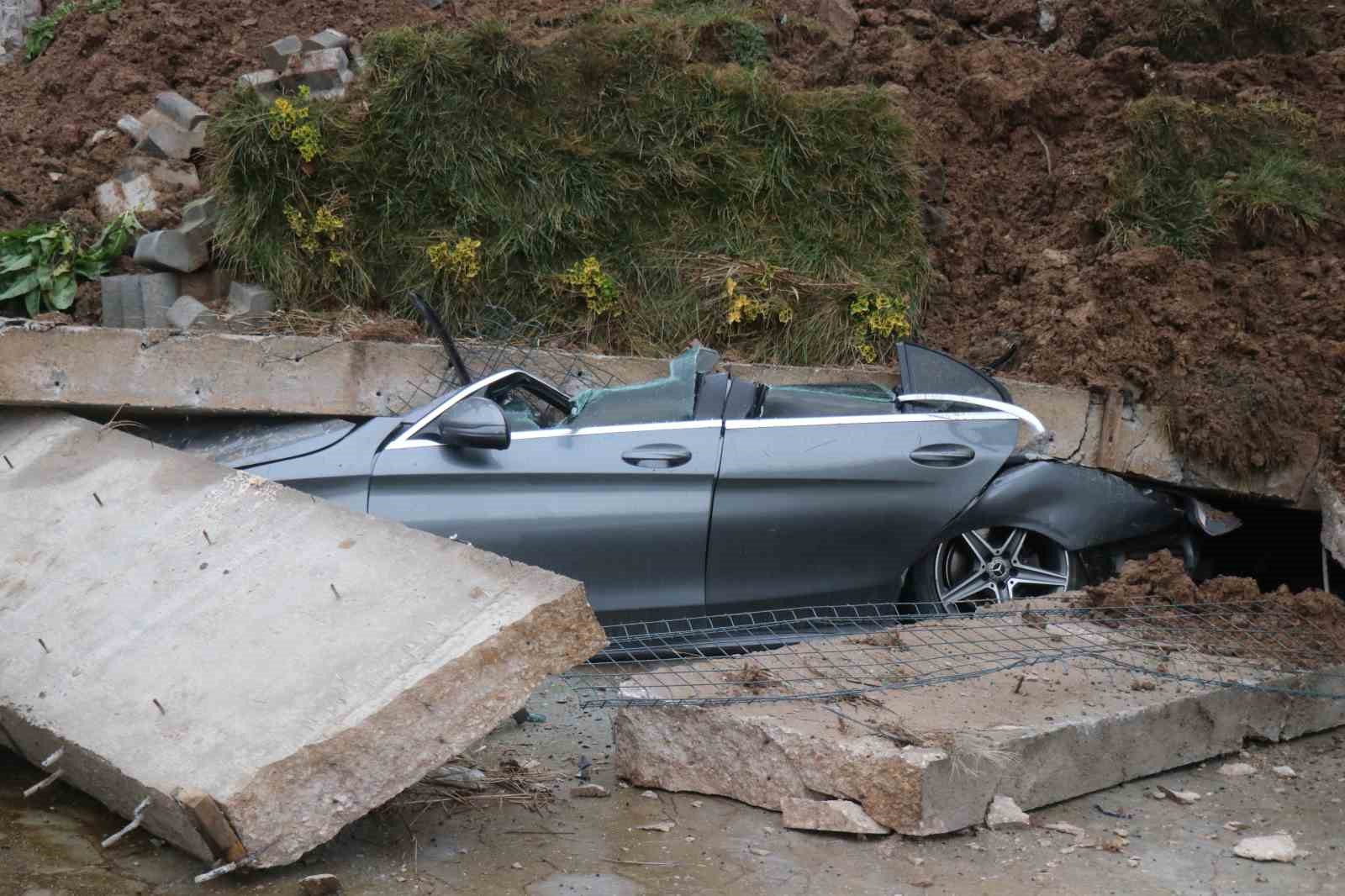 sakaryada istinat duvari coktu 3 bina bosaltildi 9 e7C9748G