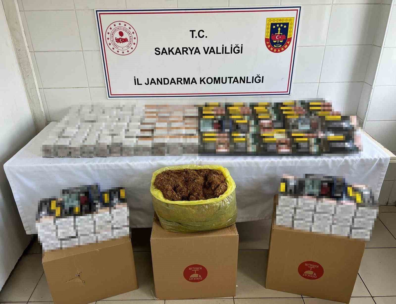 sakaryada jandarma kacakciliga gecit vermiyor 3 ilcede 4 gozalti 0 NAEaufwN