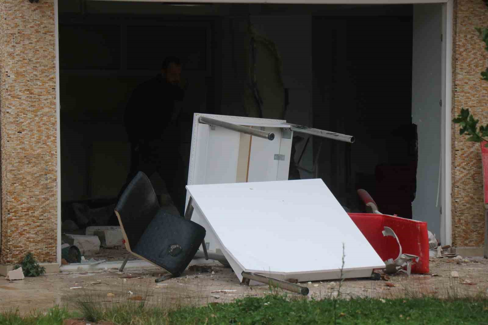 sakaryada kiz yurdundaki patlamanin hasari goruntulendi 5 7Lql2EVv