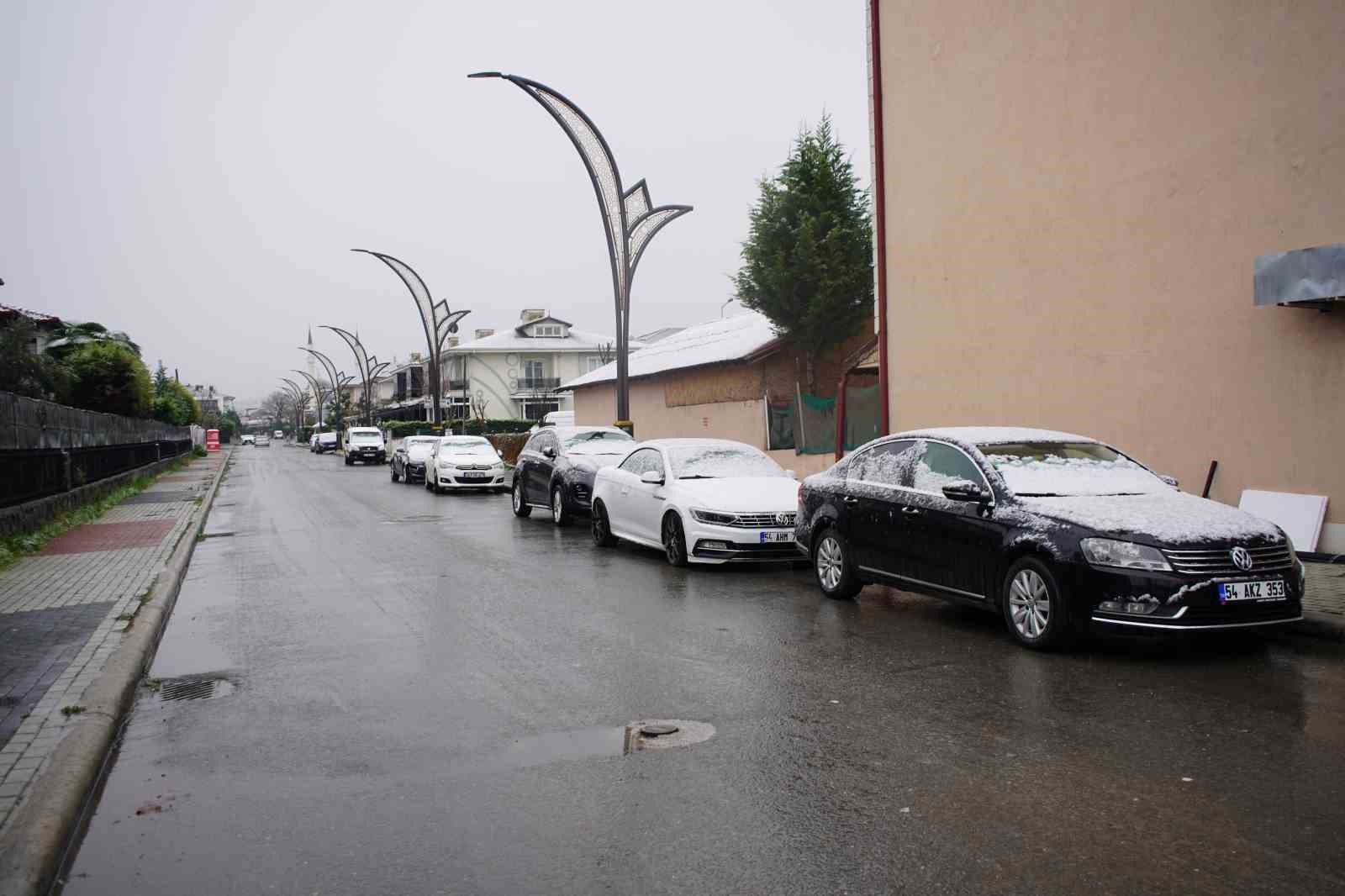 sakaryada lapa lapa kar yagisi etkili oldu 4 g6A69dsR