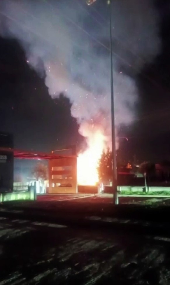 sakaryada osb girisinde korkutan yangin 1