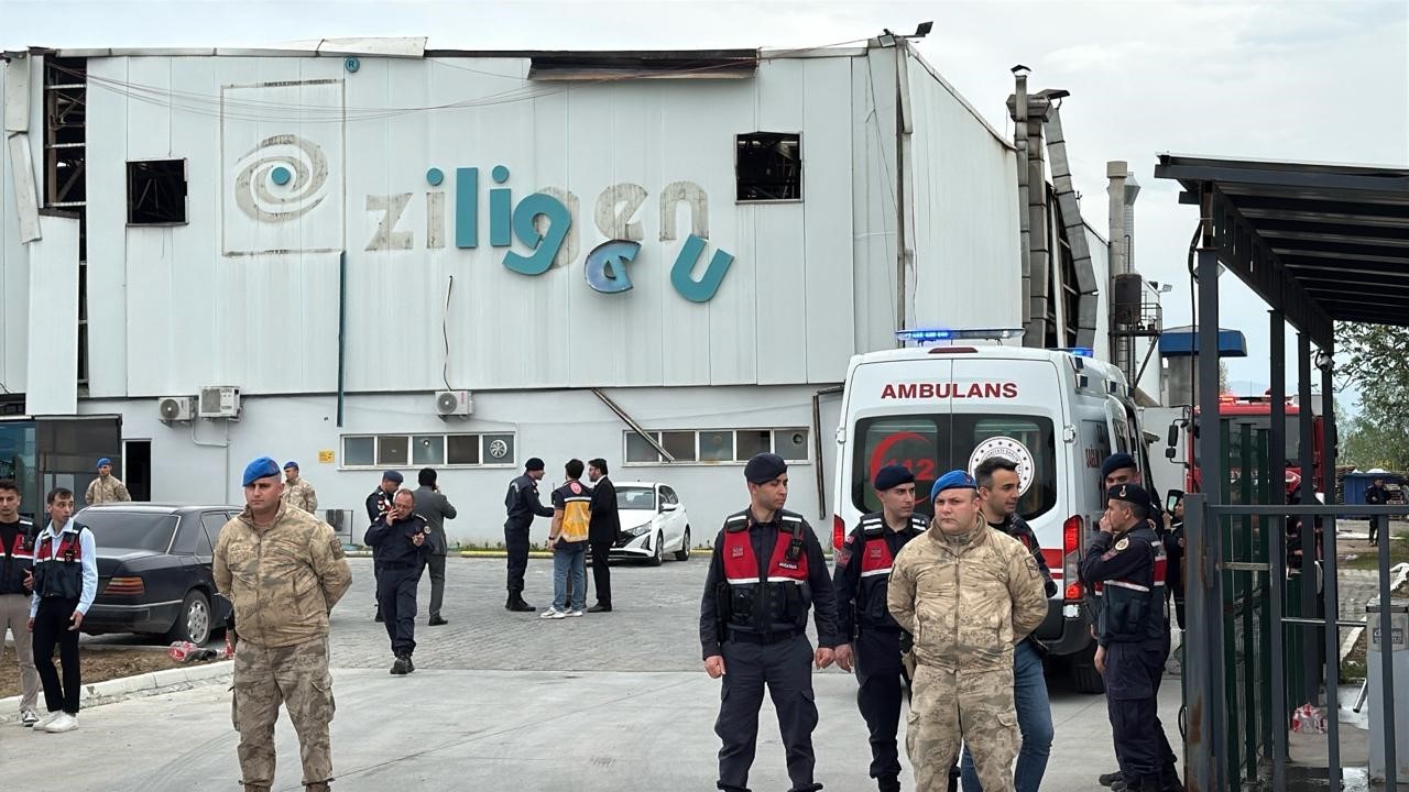 sakaryada patlamanin yasandigi fabrika havadan goruntulendi 9 YsKwZwIF