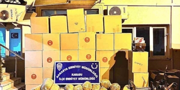 sakaryada-polis-kacakcilara-goz-actirmiyor-2-gozalti-2rkkQ5aZ.jpg