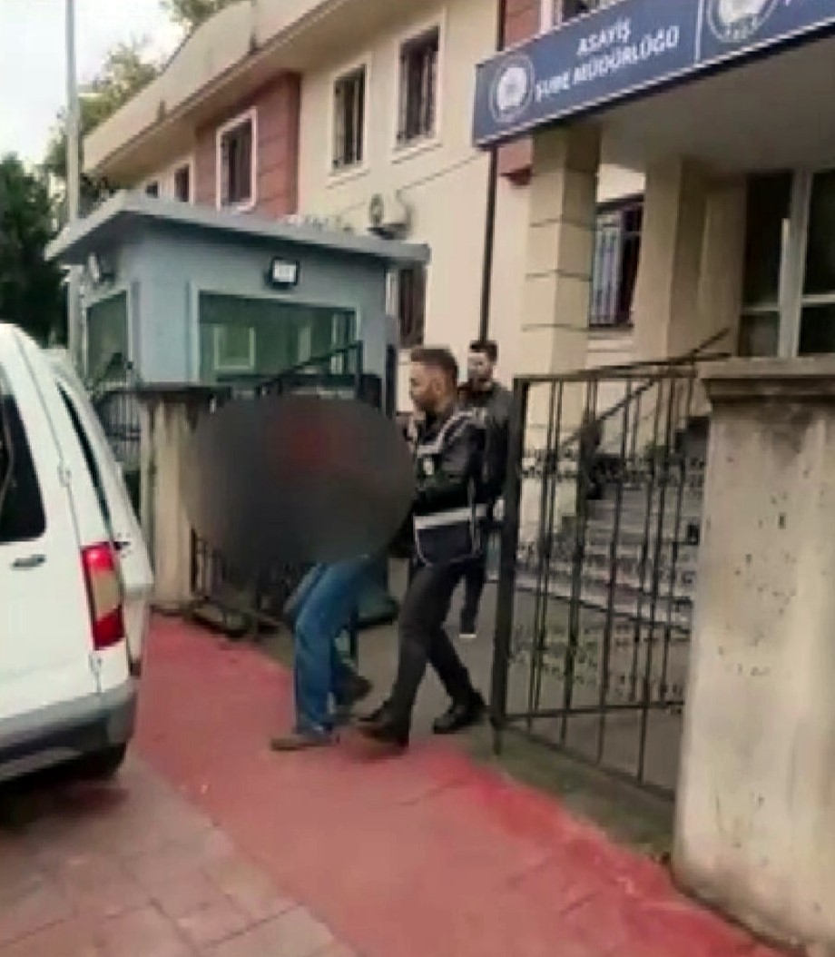Sakarya’da polis-savcı yalanıyla 2 milyonluk vurgun 9 sakaryada polis savci yalaniyla 2 milyonluk vurgun 5 9qk9bVCT