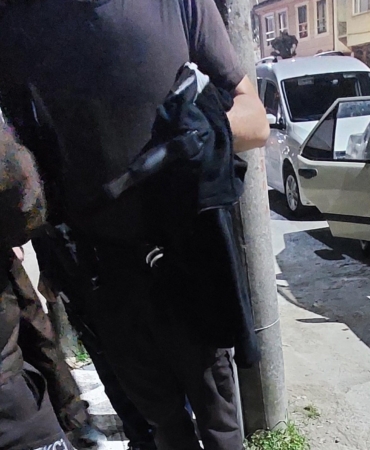 sakaryada-polis-uygulamasinda-ruhsatsiz-silah-ele-gecirildi-tJc95Ypu.jpg