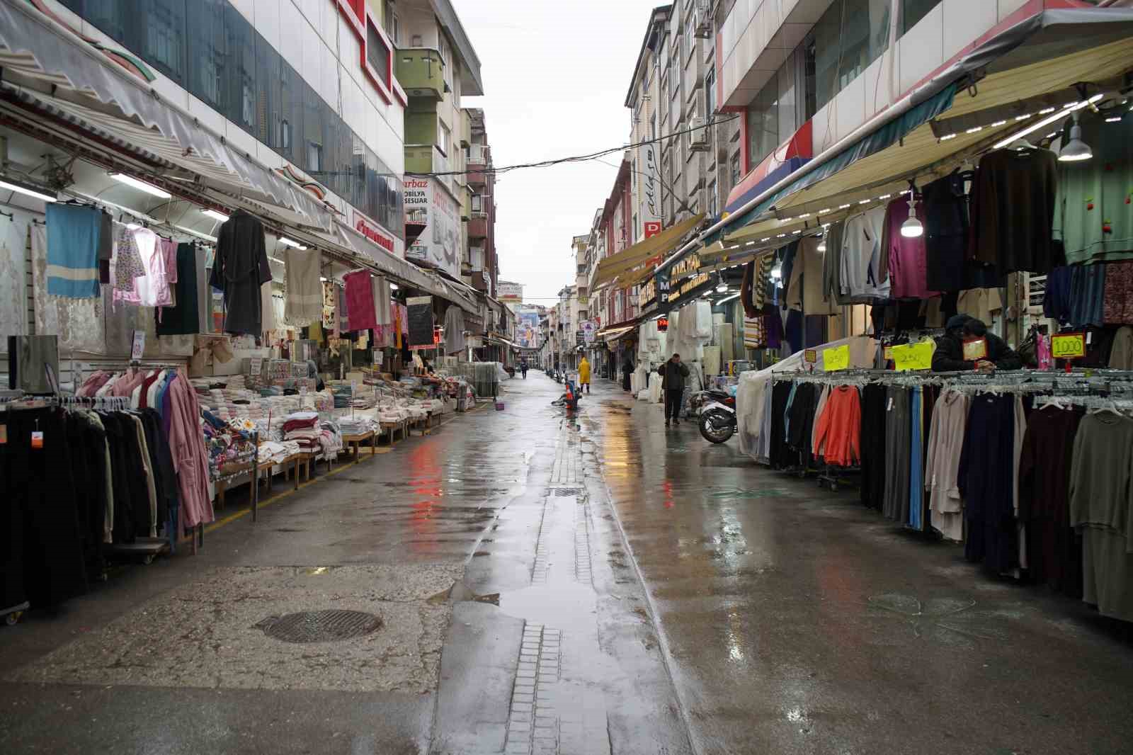 sakaryada sehir merkezinde yagmur yuksek kesimlerde kar etkili oluyor 2 sMrTpQzn