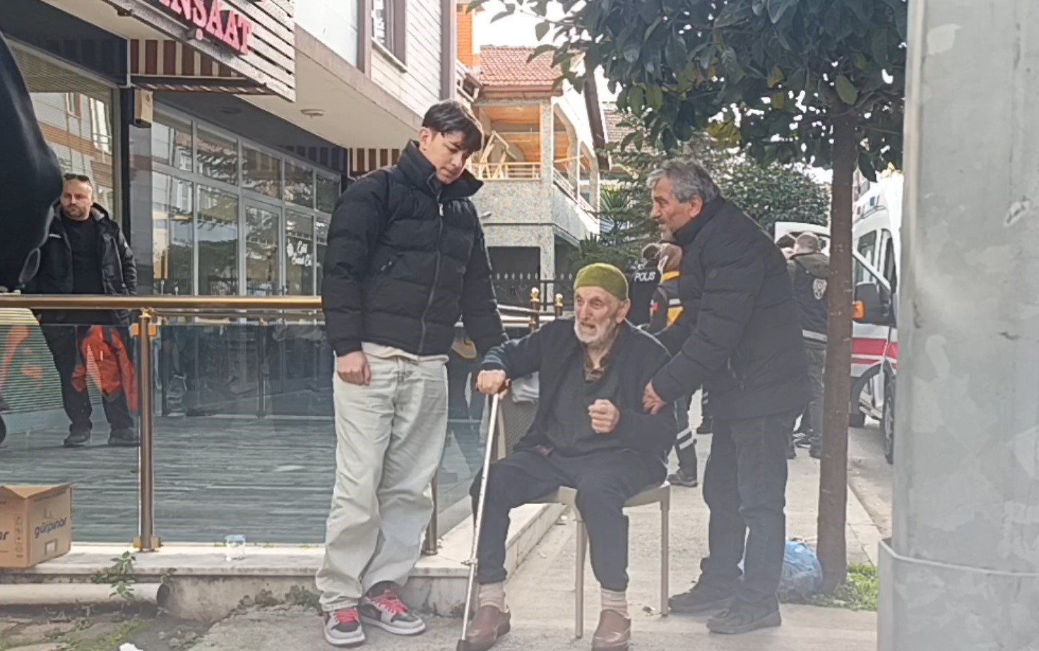 sakaryada supheli olum 3 cocuk babasi 67 yasindaki adam evinde olu bulundu 1 EGNjHzrJ