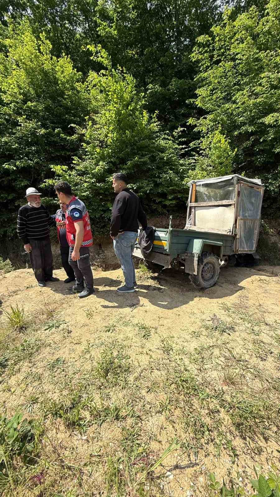 sakaryada tarim araci su kanalina savruldu 2 yarali 2 wEq8vFzA