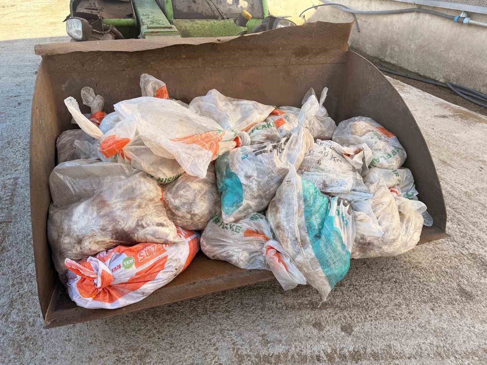 sakaryada tavuk ciftligine biyoguvenlik kisitlamasi 1 CQ2Oka2E