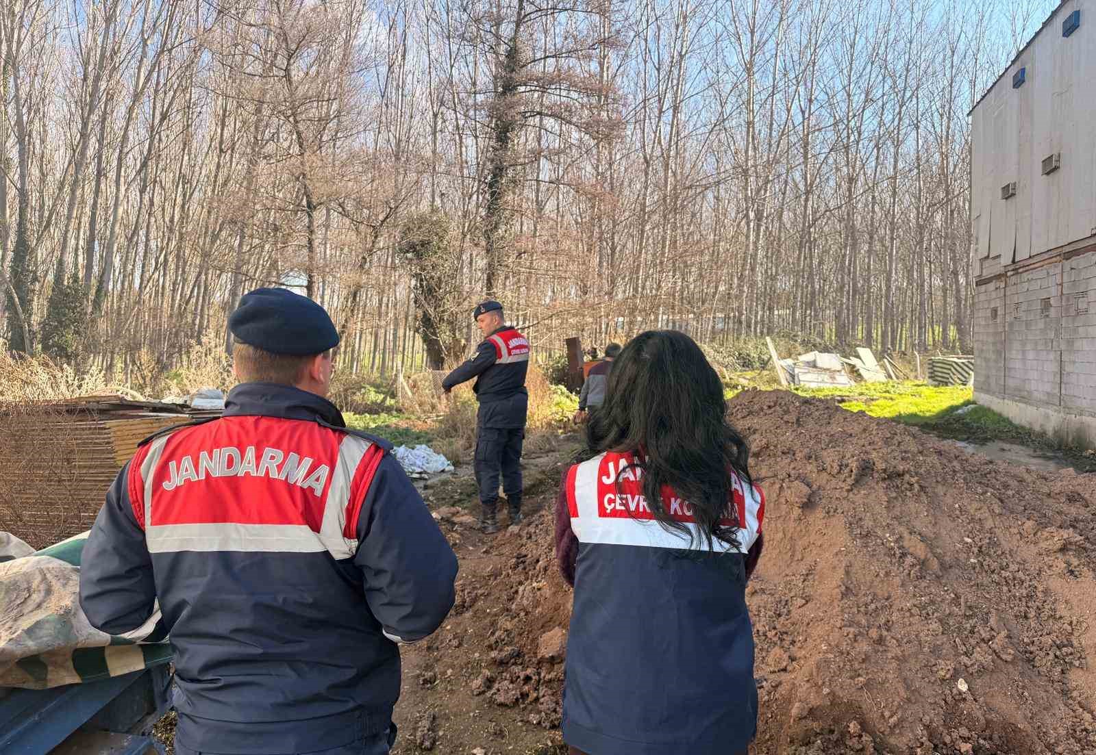 sakaryada tavuk ciftligine biyoguvenlik kisitlamasi 3 DlDN1yuf