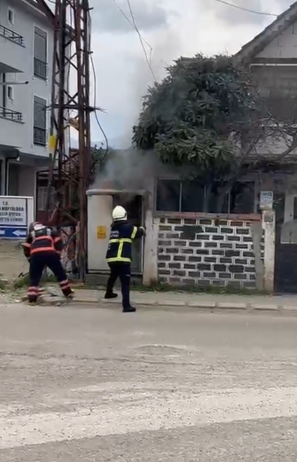 sakaryada trafo yanginindaki patlama panige neden oldu 2 Xns1jgdl