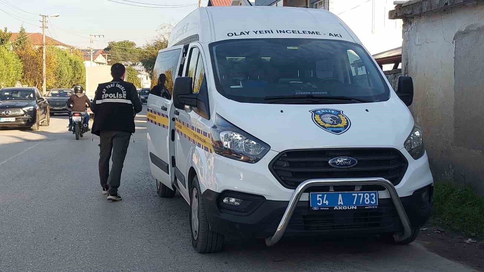 sakaryada uyusturucu operasyonu 1 gozalti 3 PlAQNU9v