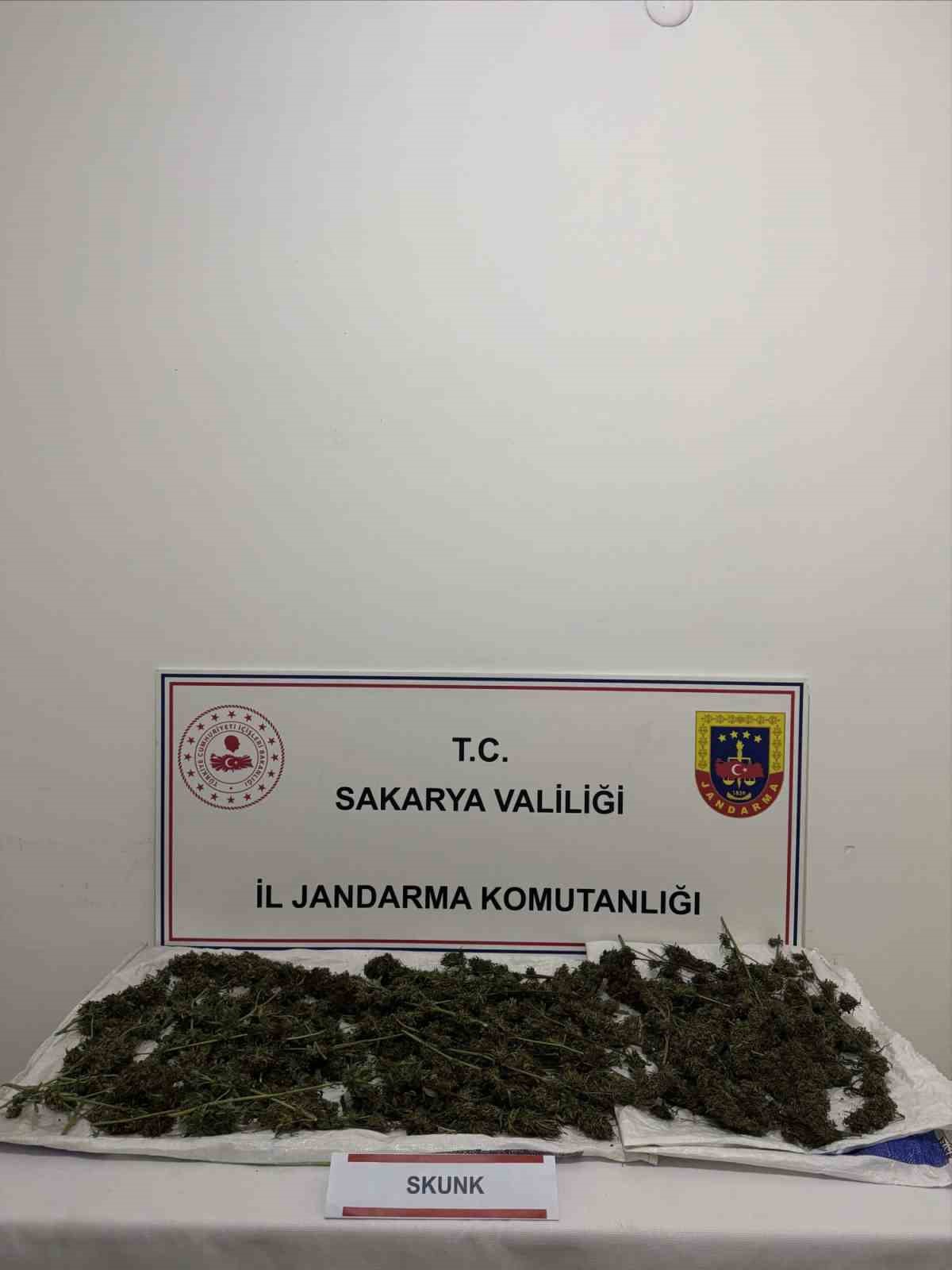sakaryada uyusturucu operasyonu 1 tutuklama 1