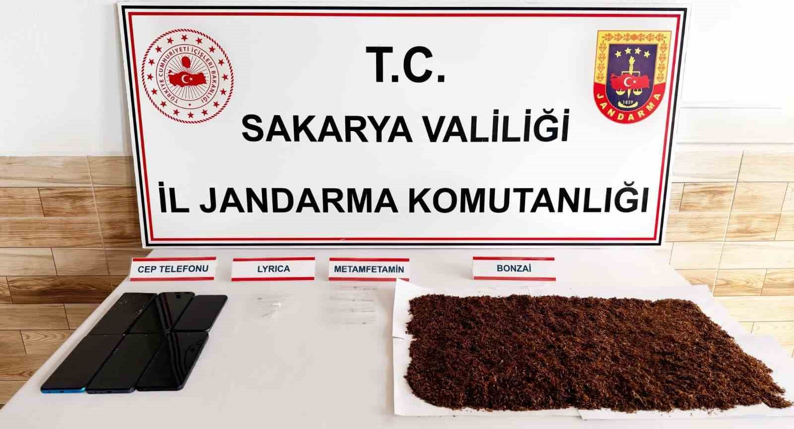 sakaryada uyusturucu operasyonu 7 tutuklama 0 3cTfLQnI