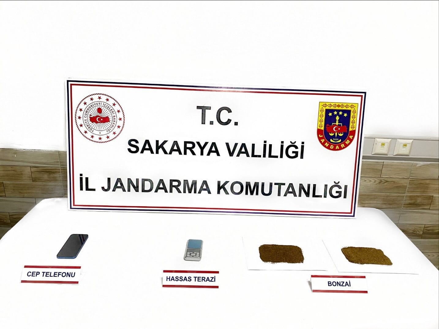 sakaryada uyusturucu operasyonunda yakalanan zanli tutuklandi 0