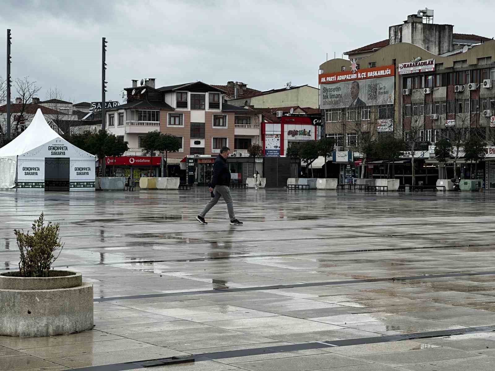 sakaryada yuksek kesimlerde kar sehir merkezinde yagmur etkili oldu 2 uaQAALqf