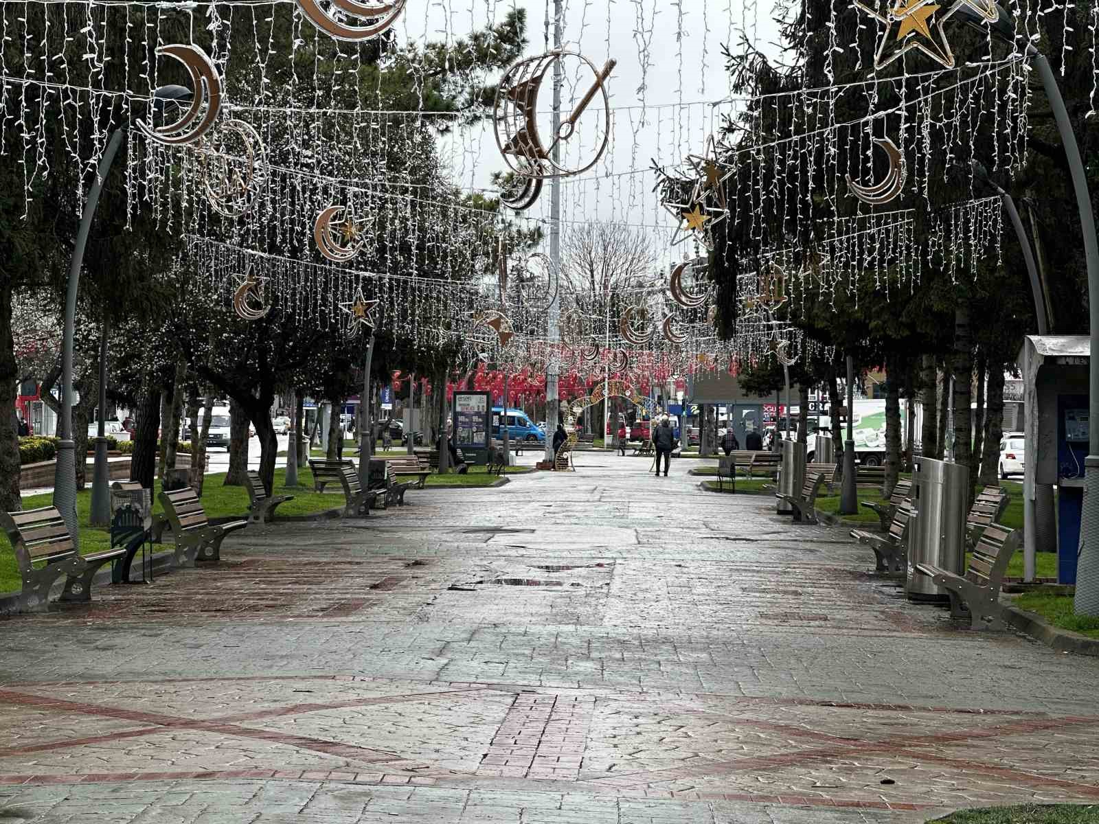 sakaryada yuksek kesimlerde kar sehir merkezinde yagmur etkili oldu 4 RtzdtlVH