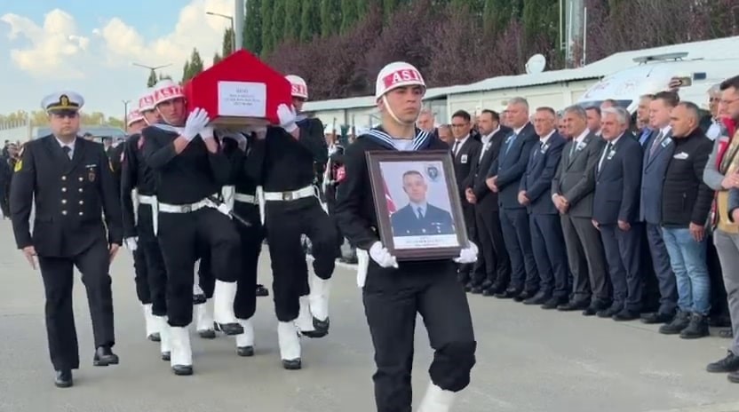 sakaryali sehit kocaeli cengiz topel havalimaninda torenle karsilandi 0 iF6h8rnh