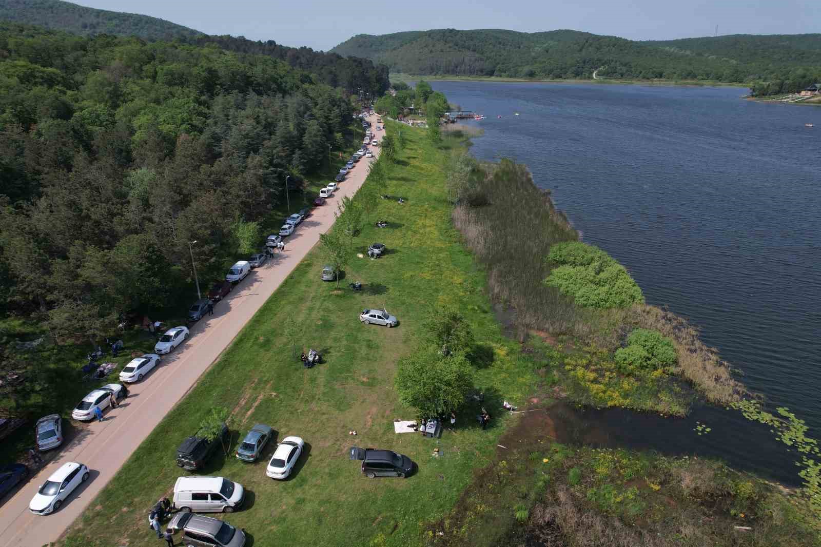sakaryalilar anneler gununde poyrazlar golune akin etti 4 3gIRcYyV