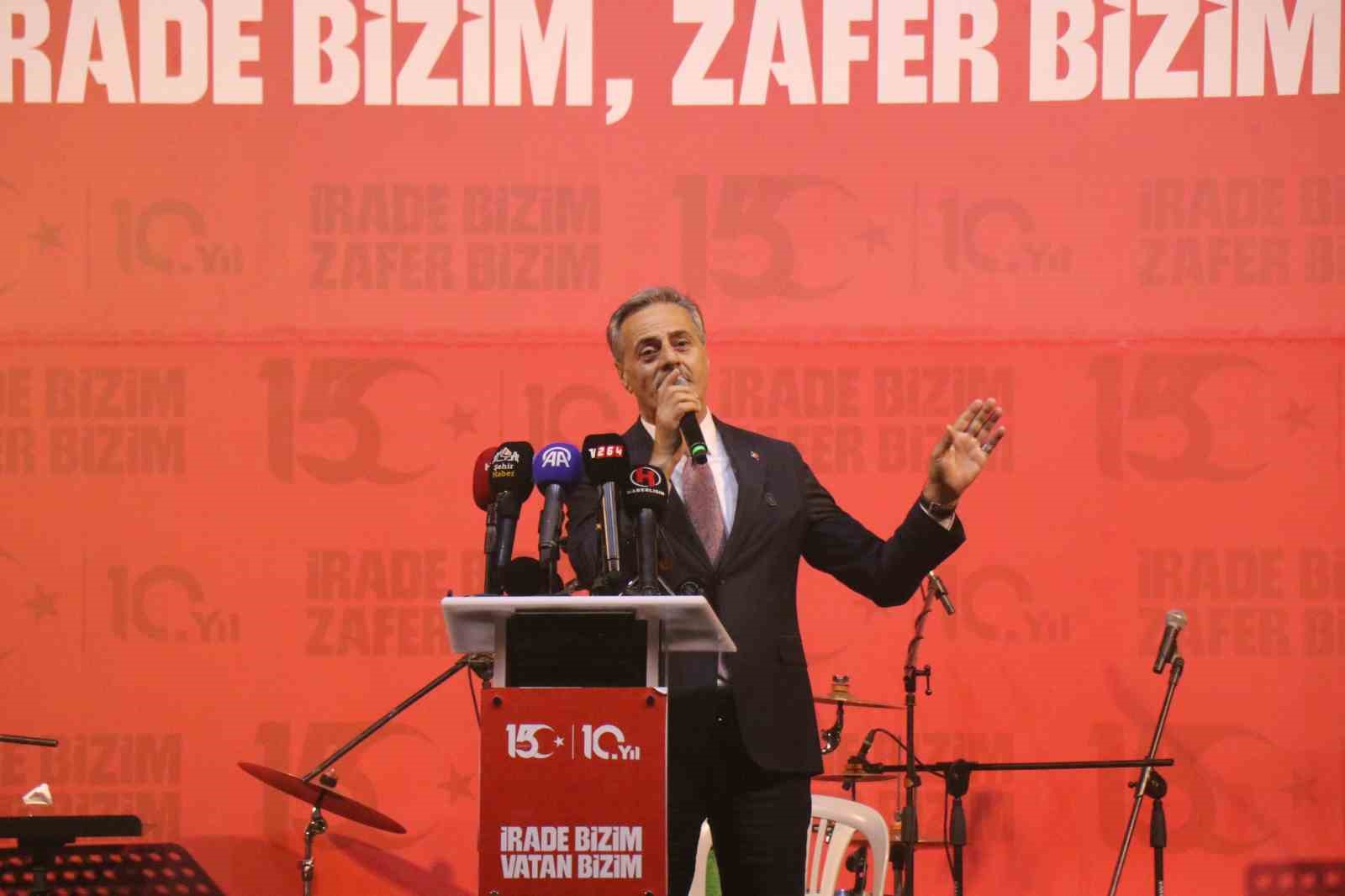 Sakaryalılar, hain darbe girişiminin 10. yılında yeniden tek yürek oldu 7 sakaryalilar hain darbe girisiminin 10 yilinda yeniden tek yurek oldu 3 wLUg1nAP