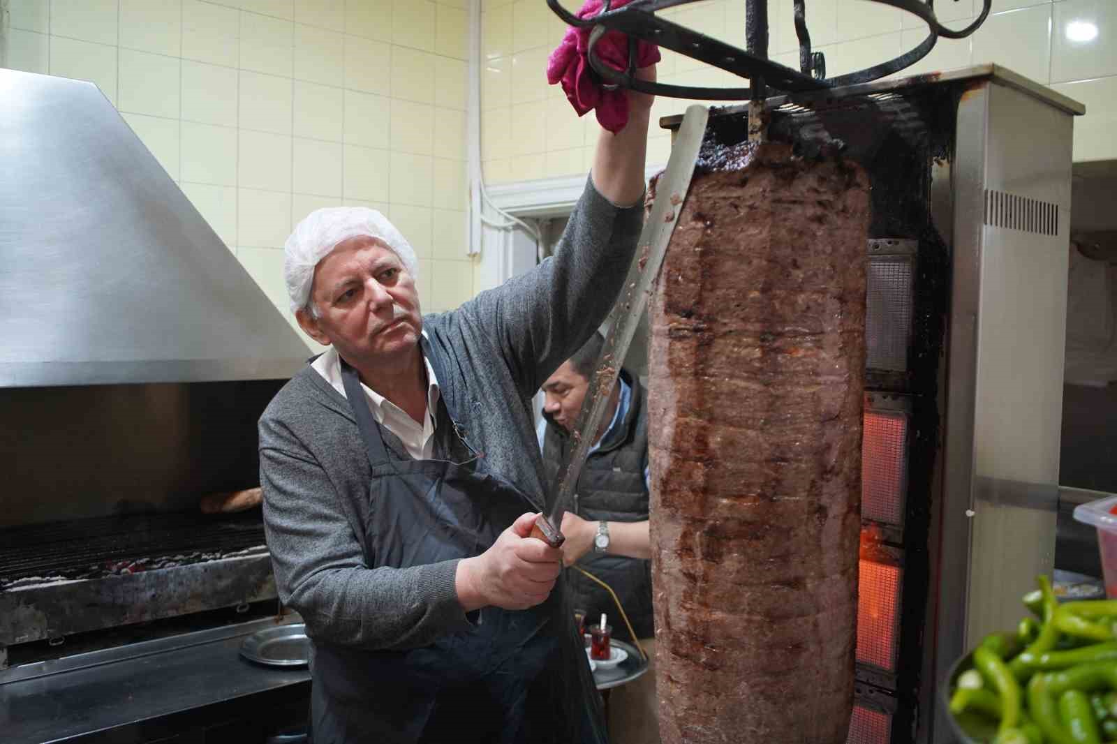 sakaryanin 100 yasindaki donercisi 84 yildir meslegini surduruyor 2 cHsHbiTe