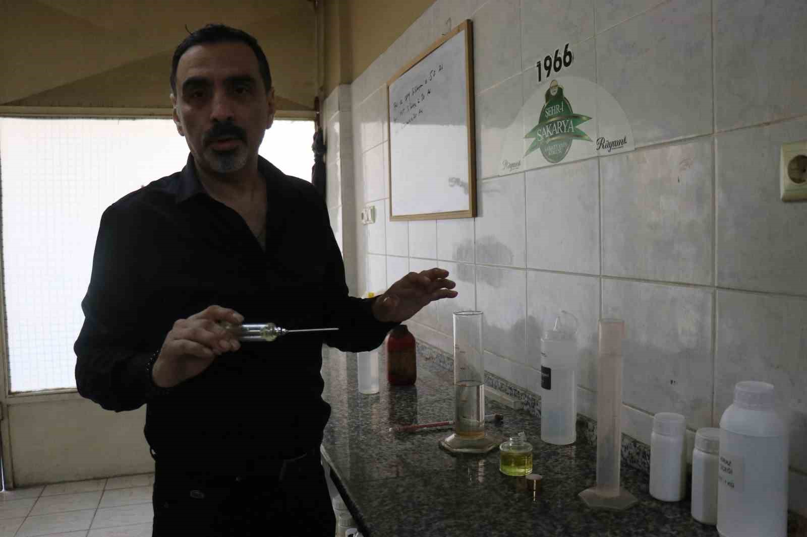 sakaryanin cicekleri siselendi kokusu dunyayi sardi 10 YXKpsVal