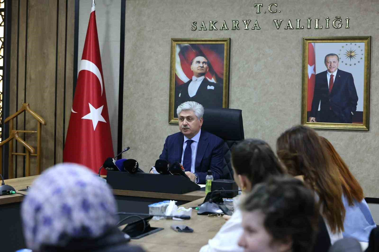 sakaryanin iki aylik bilancosu 6 bin 648 sahis yakalandi 216 milyon tl ceza kesildi kzHW674C