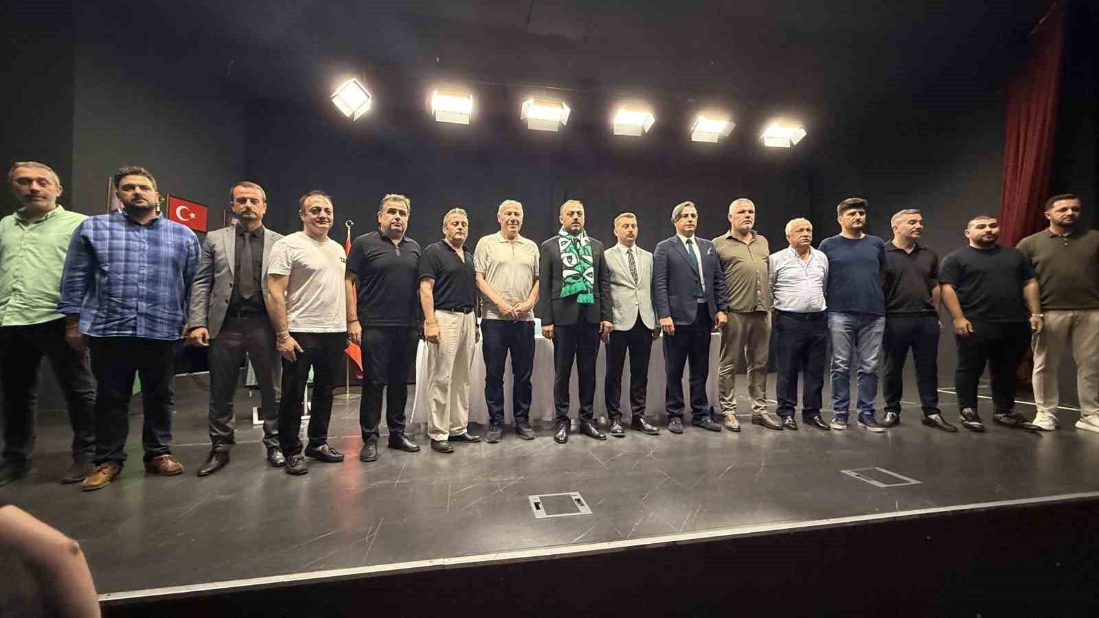 sakaryaspor baskani enes zengin yarim kalan hikayeyi bastan yazacagiz 0 b1yH3b4M
