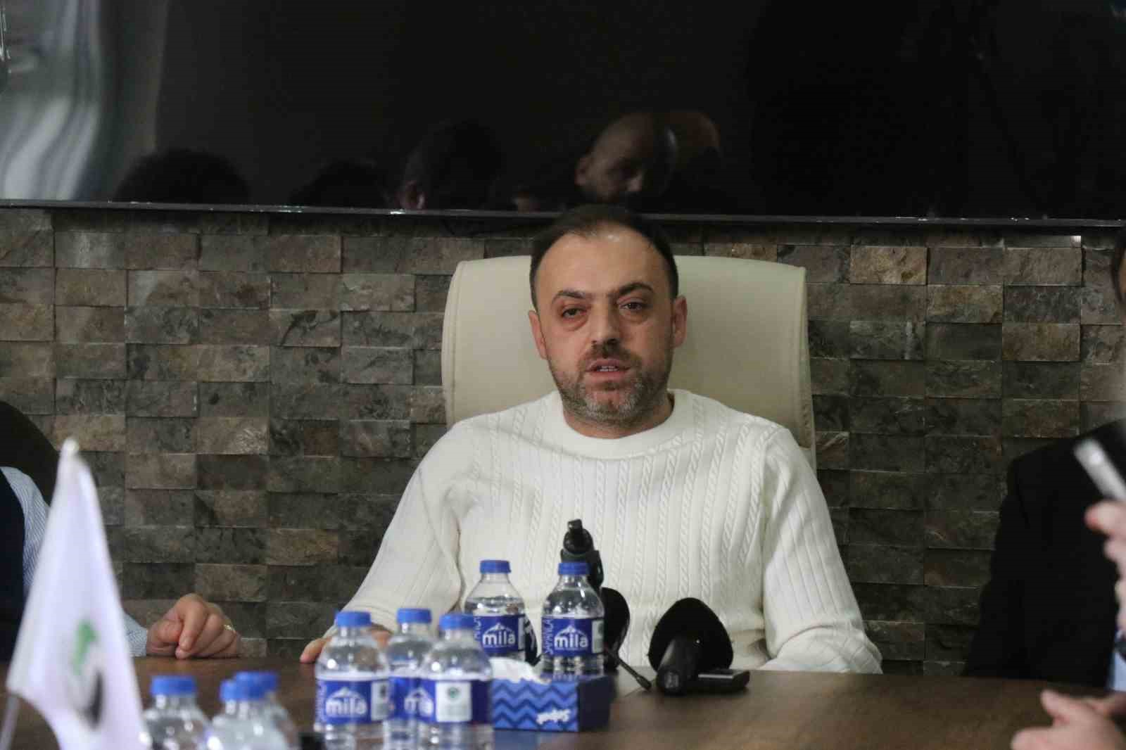 sakaryaspor baskani enes zenginden 1 aylik rapor 8 transfer 18 dosya kapatma 0 7TkOse6V