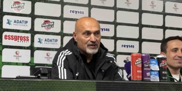 sakaryaspor-umraniyespor-macinin-ardindan-e8Y1ZZFF.jpg