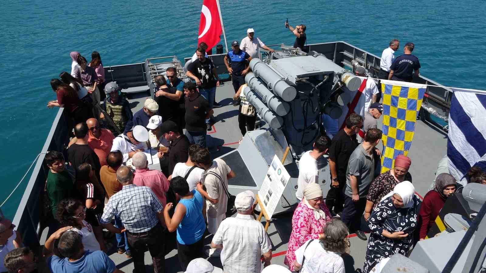 sakin sehirde denizcilik ve kabotaj bayrami kutlandi 4 KVNNIHIp