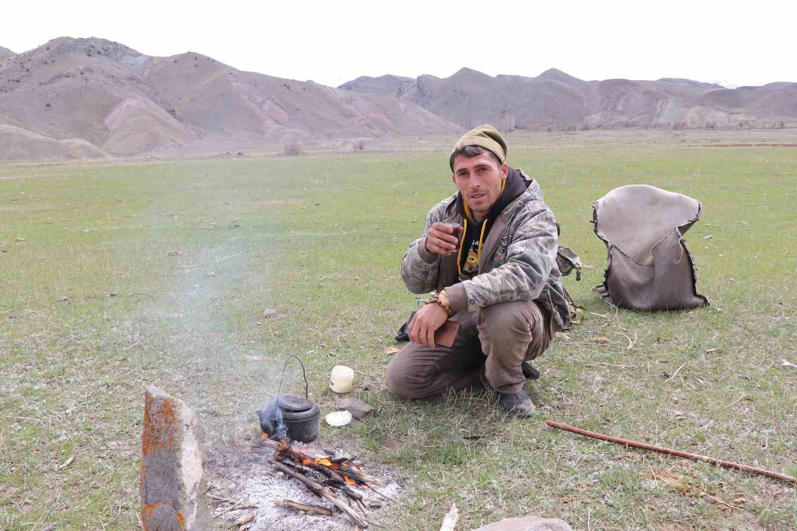 saksagandan etkilendi cobanligi dijitallestirdi artik koyun surusunu dronle yonetiyor 3 KyQkV8u6
