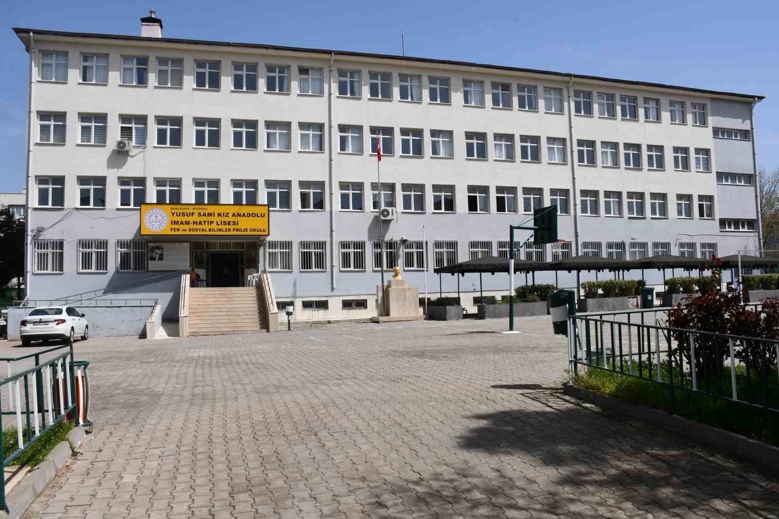 Saldırı olayının yaşandığı Siverek’te okullarda sessizlik hakim 12 saldiri olayinin yasandigi siverekte okullarda sessizlik hakim 8 vdSYpUq2