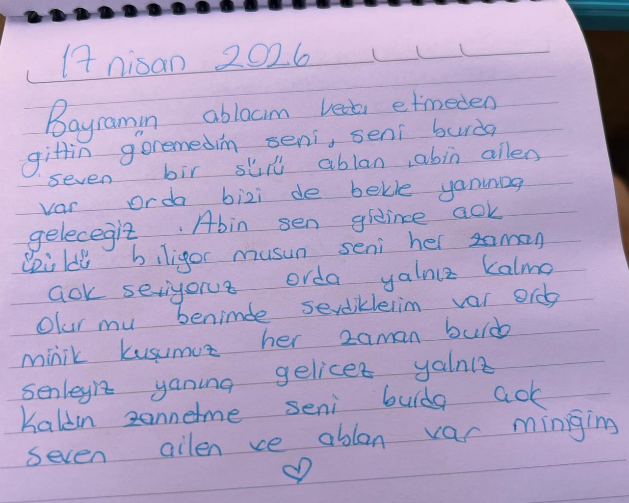 Saldırıda can veren çocukların mezarlarına bırakılan notlar duygulandırdı 8 saldirida can veren cocuklarin mezarlarina birakilan notlar duygulandirdi 4 OAAj9gXw