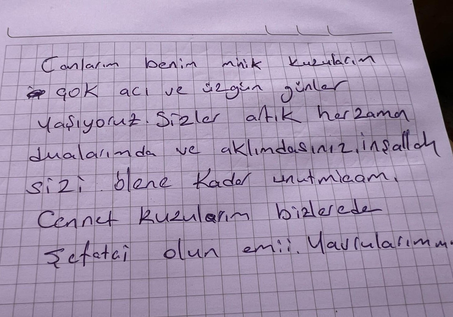 Saldırıda can veren çocukların mezarlarına bırakılan notlar duygulandırdı 11 saldirida can veren cocuklarin mezarlarina birakilan notlar duygulandirdi 7 dq4Y5Bhd