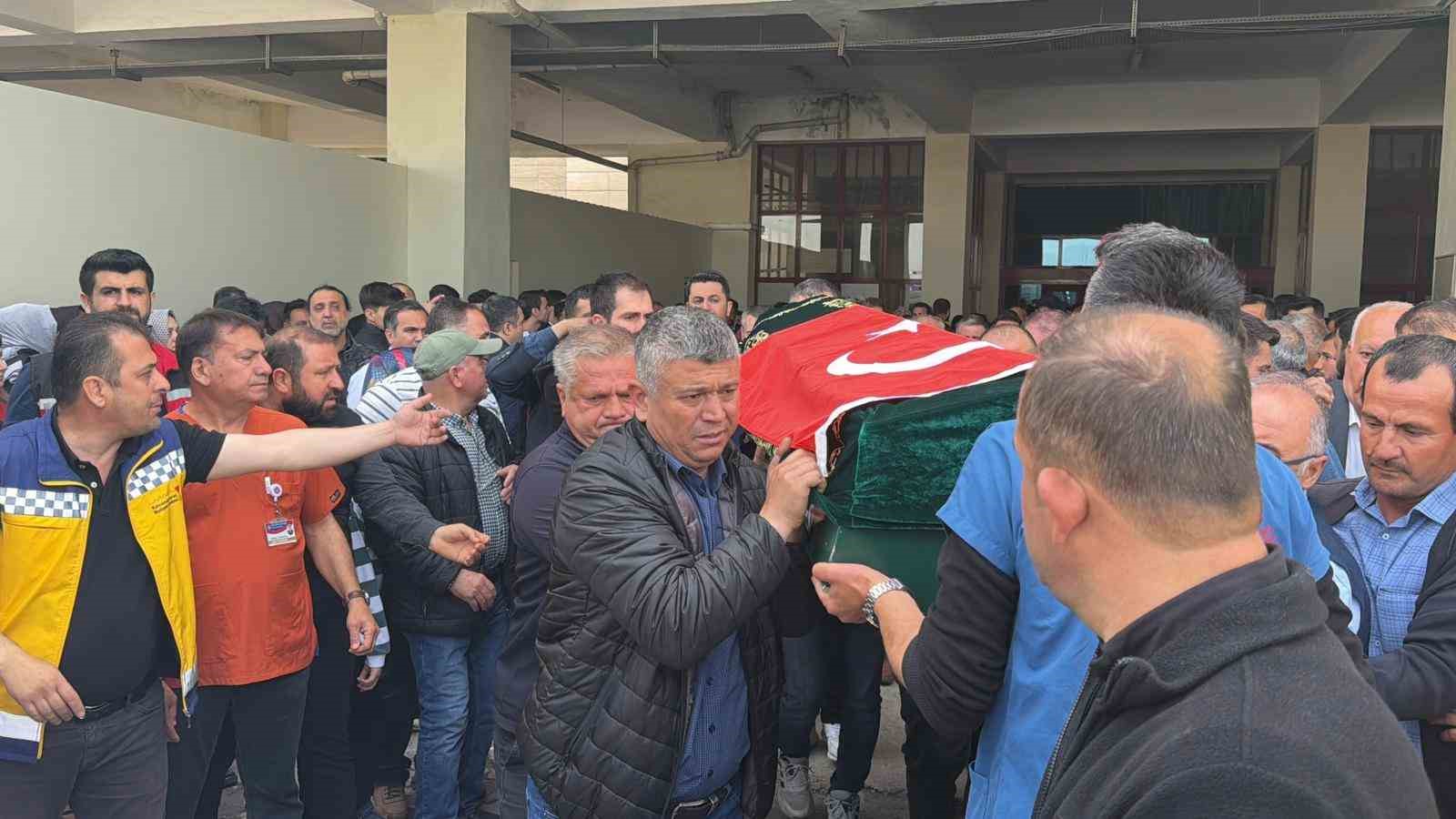 saldirida hayatini kaybedenlerin cenazeleri morgdan alindi 0 VIDJLWrL