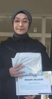 saldirida olen 4 ogrencinin mezarinda huzun ve gozyasi hakim 13 l5VCEAhs
