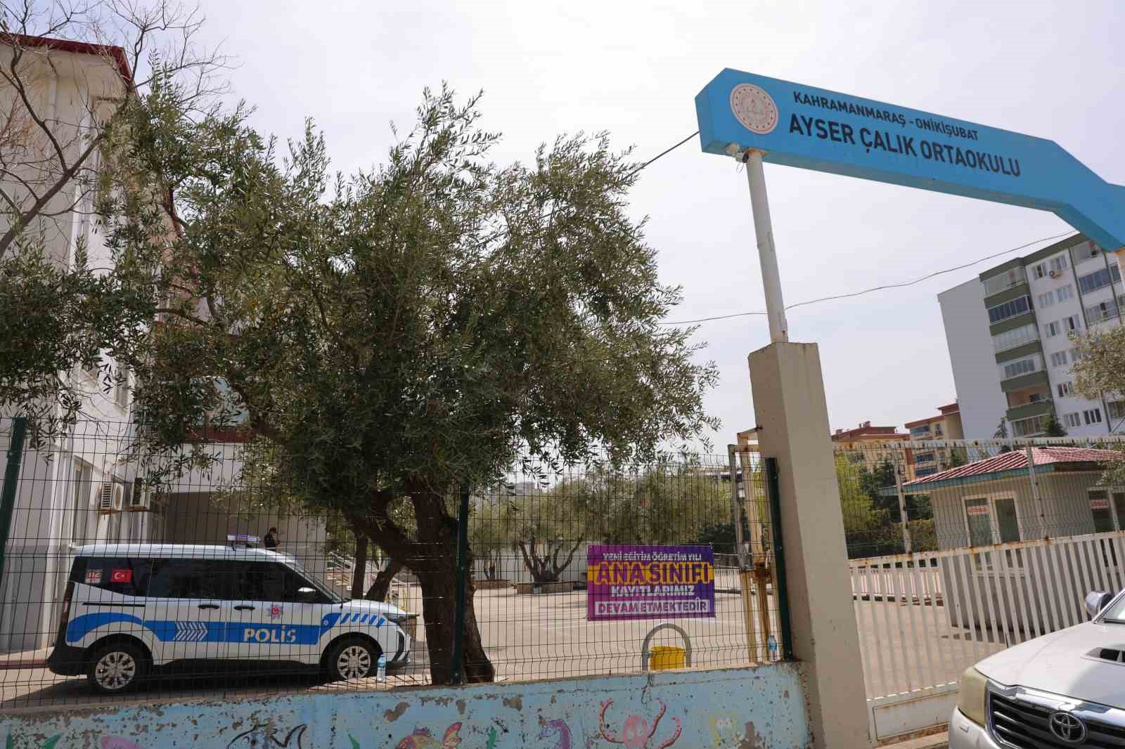 saldirinin oldugu okulda sessizlik hakim 0 8REeftCh