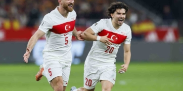 salih-ozcanin-milli-takimdaki-ilk-gol-sevinci-mVtwUjMD.jpg