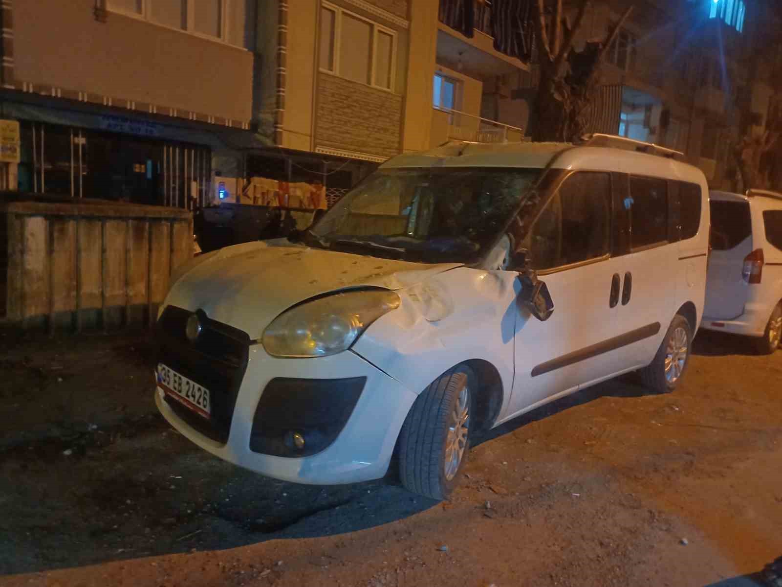 salihli ilcesini firtina vurdu minarenin kulahi koptu cok sayida agac devrildi 7 WIWCYUtr