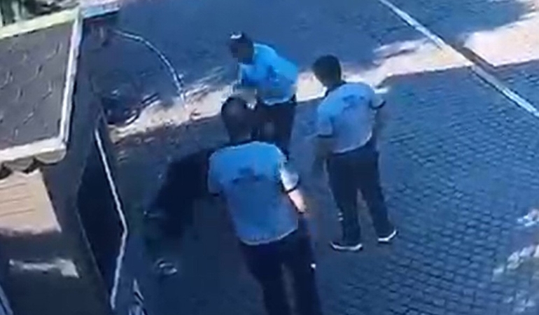 salihlide-kopege-ve-guvenlik-personeline-saldiran-supheli-tutuklandi-UNxxHrj9.jpg