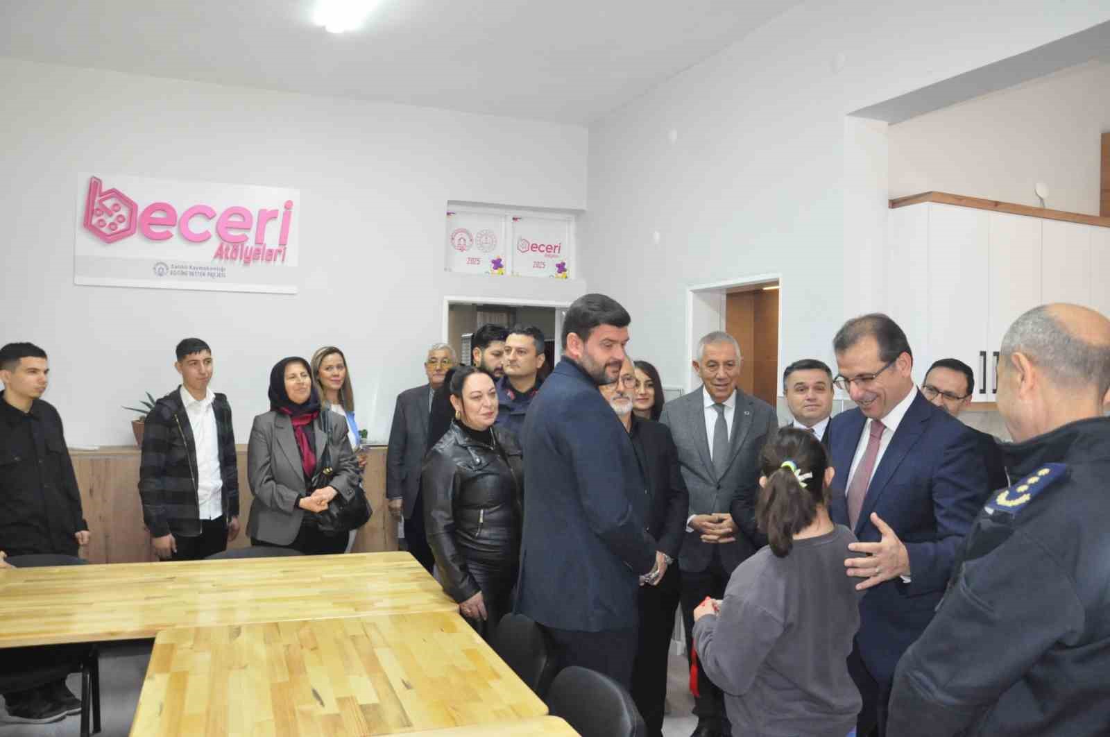 salihlide yasam becerileri atolyesi hizmete girdi 8 ydzPkFFK