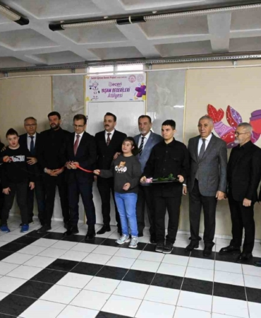 salihlide-yasam-becerileri-atolyesi-hizmete-girdi-XCC8rrkf.jpg