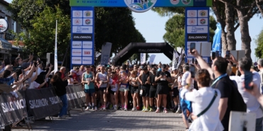 salomon-cesme-yari-maratonunda-oduller-sahiplerini-buldu-5UMkpVM5.jpg