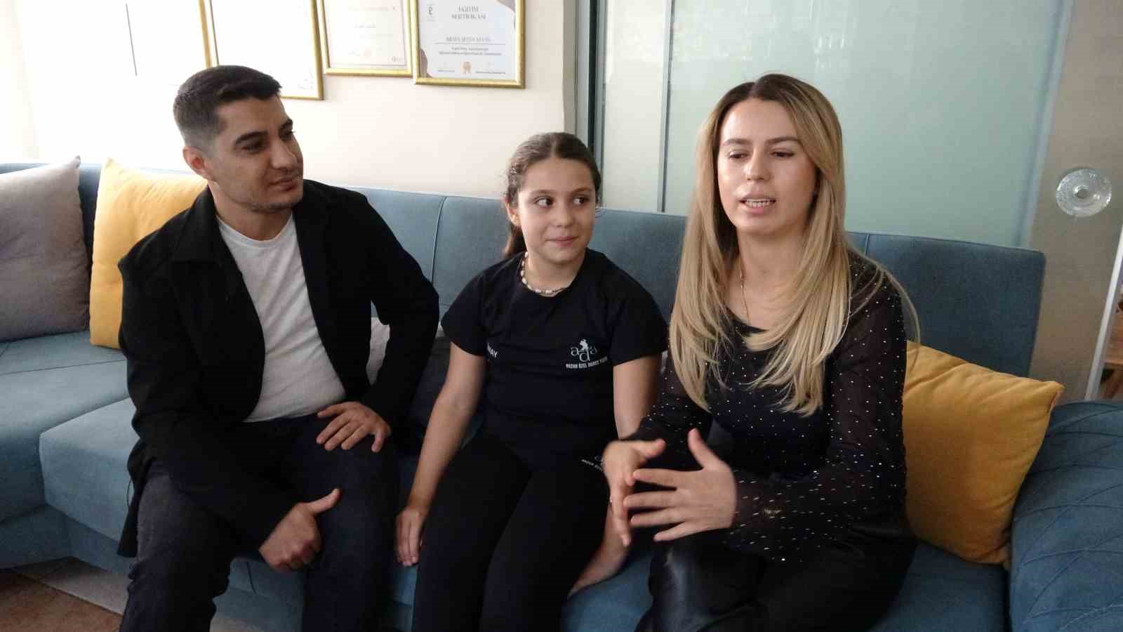salsanin minik yildizi 10 yasa kupa ve madalyalar doldurdu 2 jefHPRO7