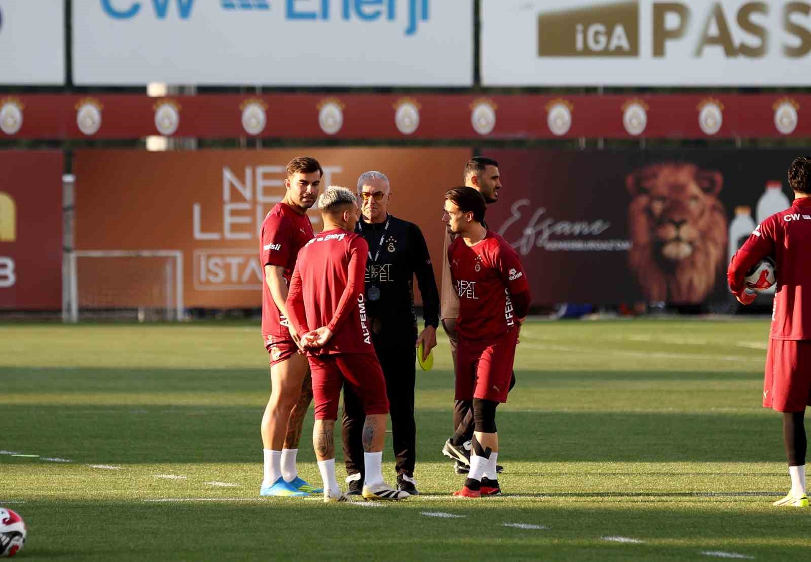 sampiyon galatasaray kasimpasa maci hazirliklarina basladi 4 cpK5sAgm