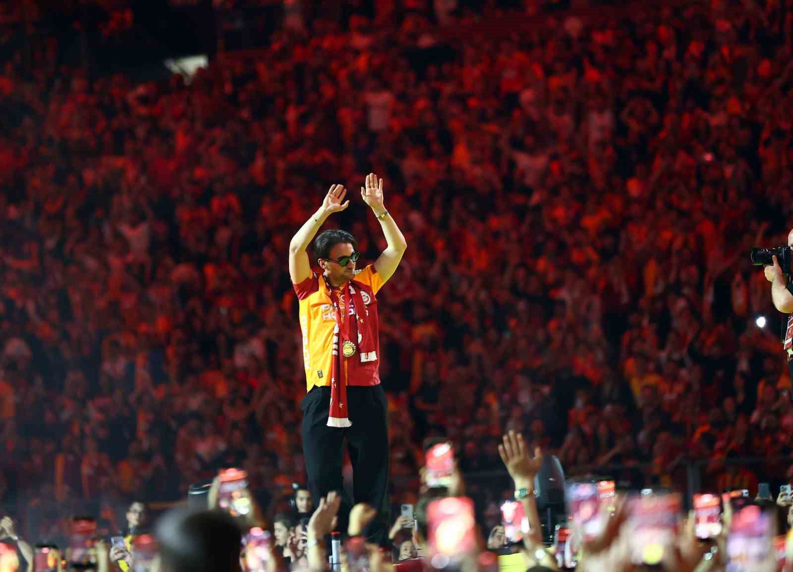 Şampiyon Galatasaray kupasını aldı 17 sampiyon galatasaray kupasini aldi 13 rfrGCYVk