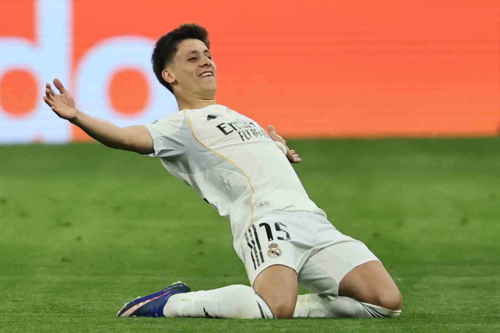 sampiyonlar liginde yilin cikis yapan futbolcusu arda guler 2 vGRNBtFD