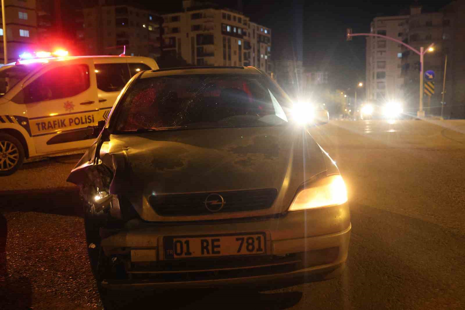 Şampiyonluk konvoyundan ayrılan alkollü otomobil sürücüsü ile motosiklet çarpıştı: 1 ağır yaralı 9 sampiyonluk konvoyundan ayrilan alkollu otomobil surucusu ile motosiklet carpisti 1 agir yarali 5 1BkD768M