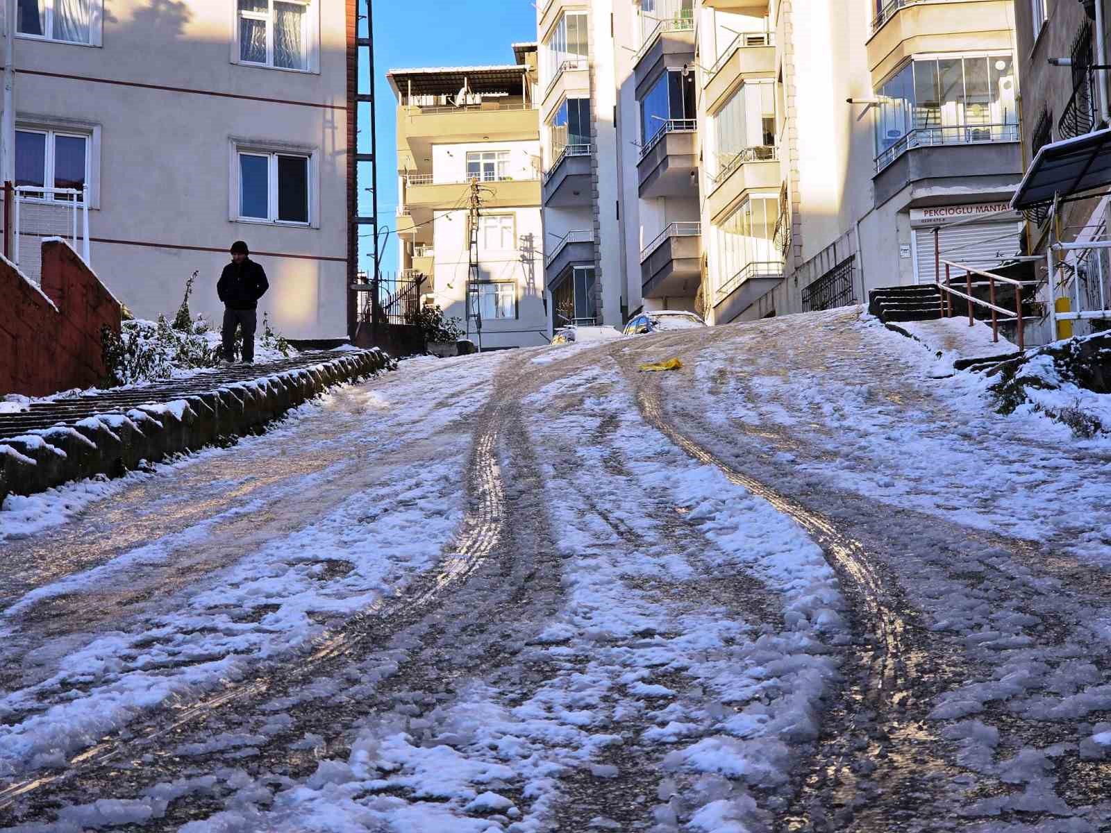 samsun buz kesti 4 F27QPLDV